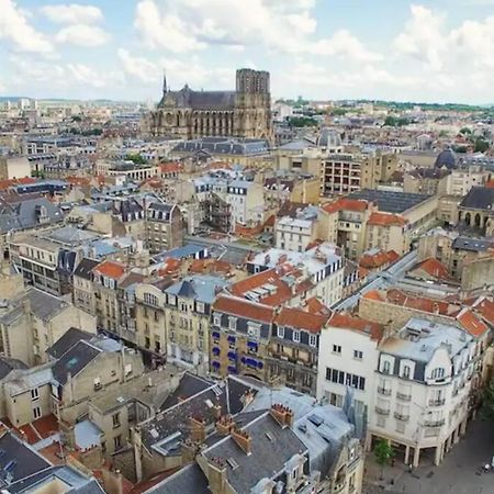 Reims Centre : Appartement Lumineux Et Atypique 46, Place D'Erlon Buitenkant foto