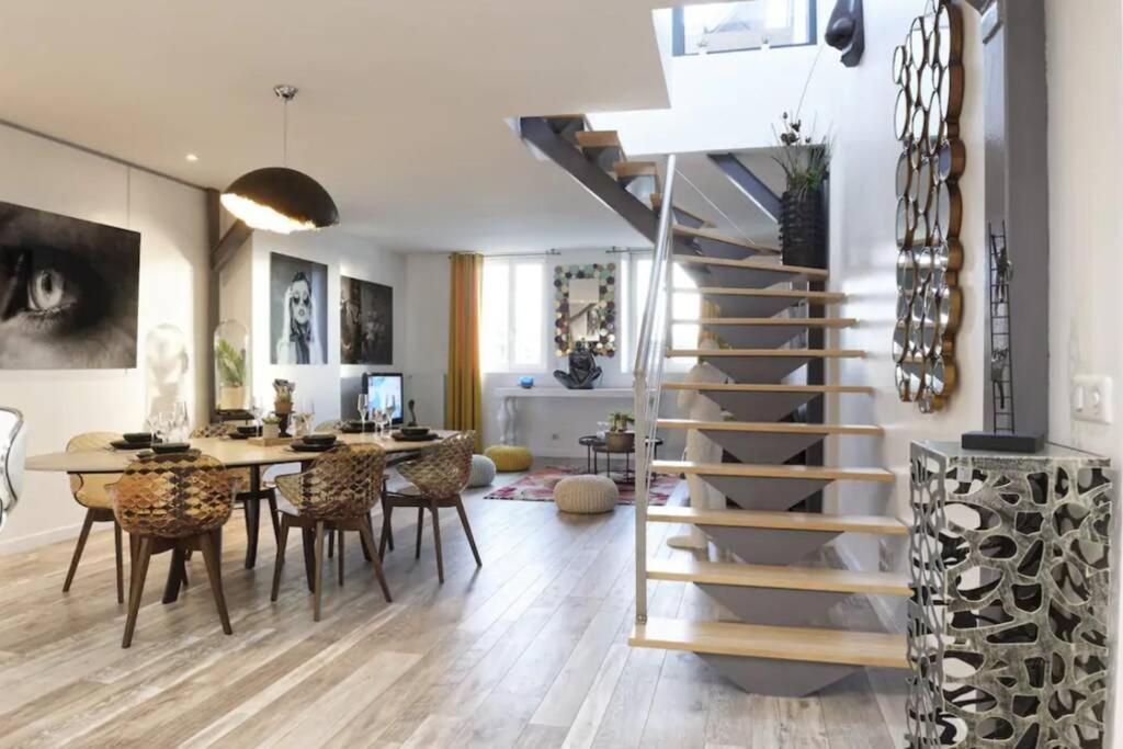 Reims Centre : Appartement Lumineux Et Atypique 46, Place D'Erlon Buitenkant foto