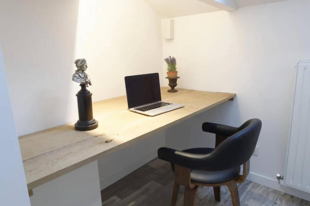 Reims Centre : Appartement Lumineux Et Atypique 46, Place D'Erlon Buitenkant foto
