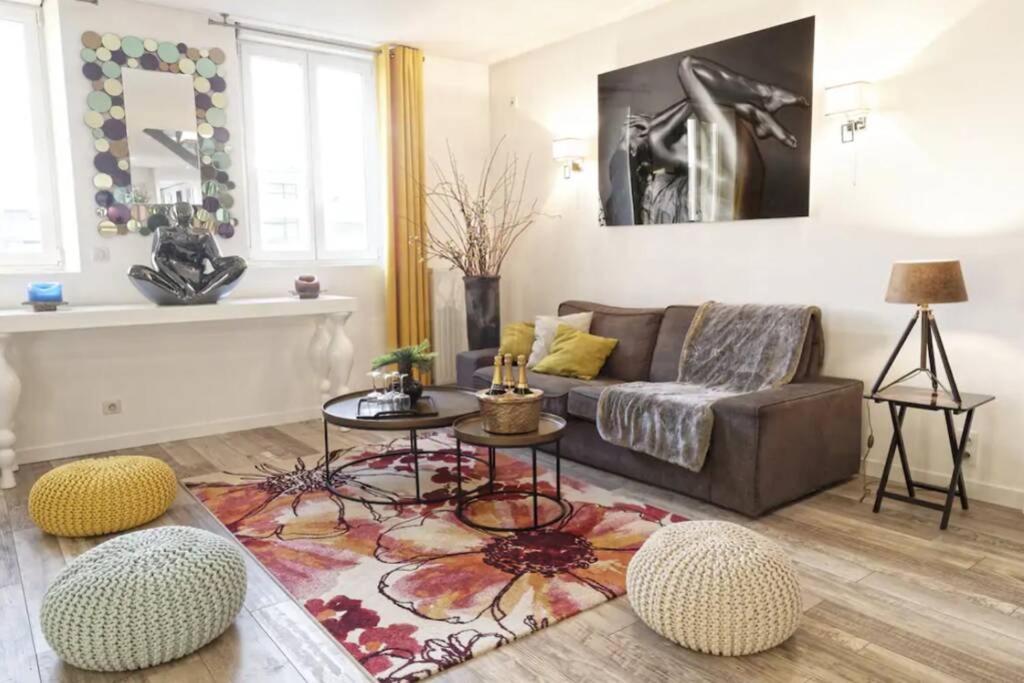 Reims Centre : Appartement Lumineux Et Atypique 46, Place D'Erlon Buitenkant foto